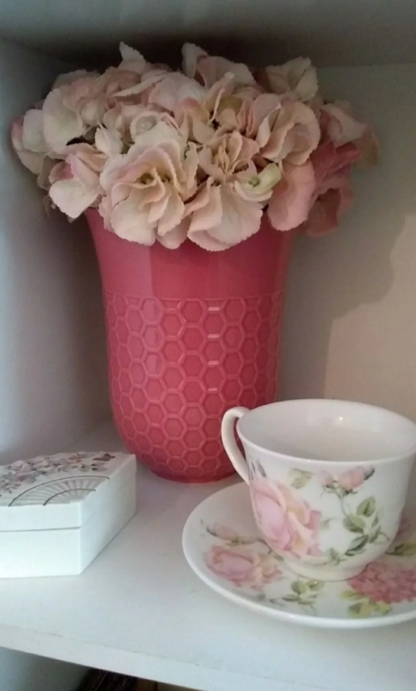 Tea cup & home decor